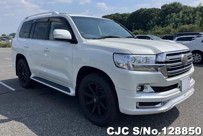 Toyota / Land Cruiser 2017