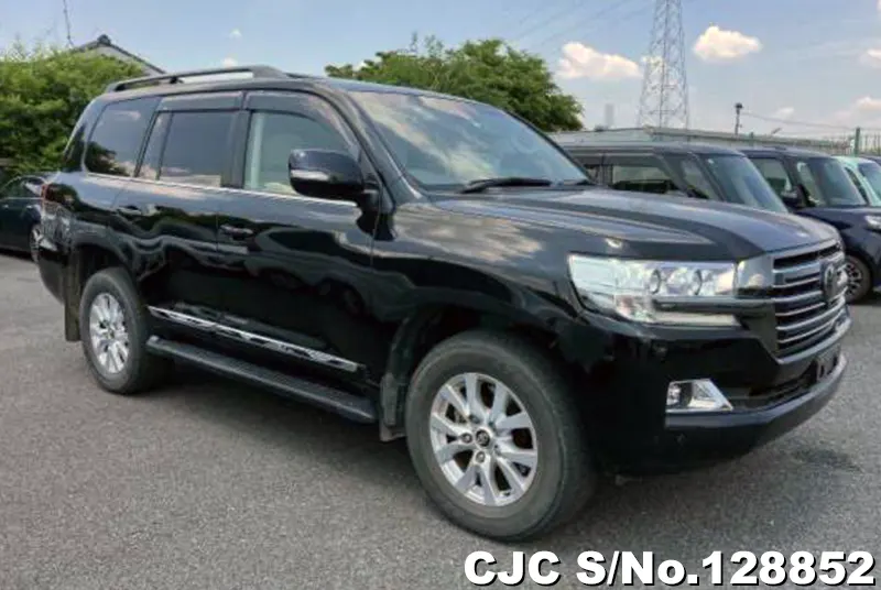 Toyota / Land Cruiser 2017