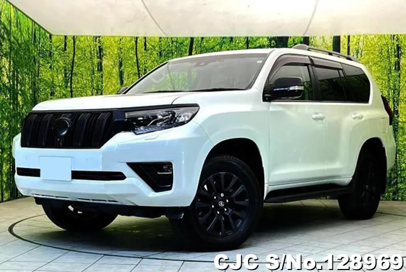 Toyota / Land Cruiser Prado 2023