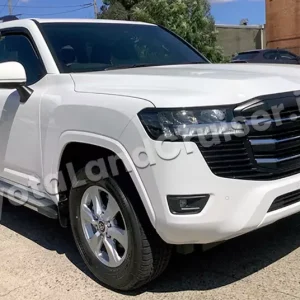 TOYOTA LANDCRUISER 300 GXL