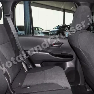 TOYOTA LANDCRUISER 300 GX