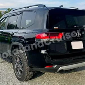 TOYOTA LANDCRUISER 300 GR SPORTS