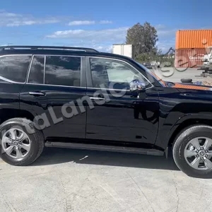 TOYOTA LANDCRUISER 300 SAHARA
