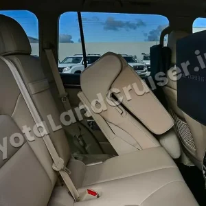 TOYOTA LANDCRUISER 200 SAHARA
