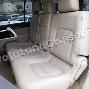 TOYOTA LANDCRUISER 200 AX-G