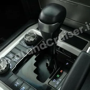 TOYOTA LANDCRUISER 200 VX